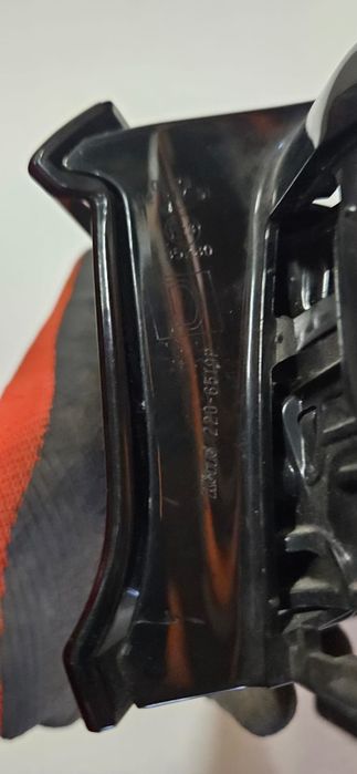 Lampa lewy tyl tylna w błotnik mazda 3 BP IV hatchback europa