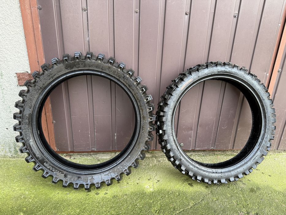 Sprzedam!! opony Mitasy do motoru przednia i tylna