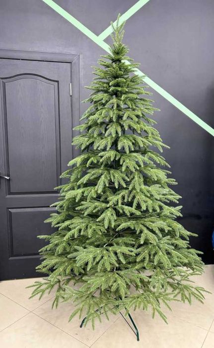 Штучна ялинка 1,8м  смерека искусственная елка.