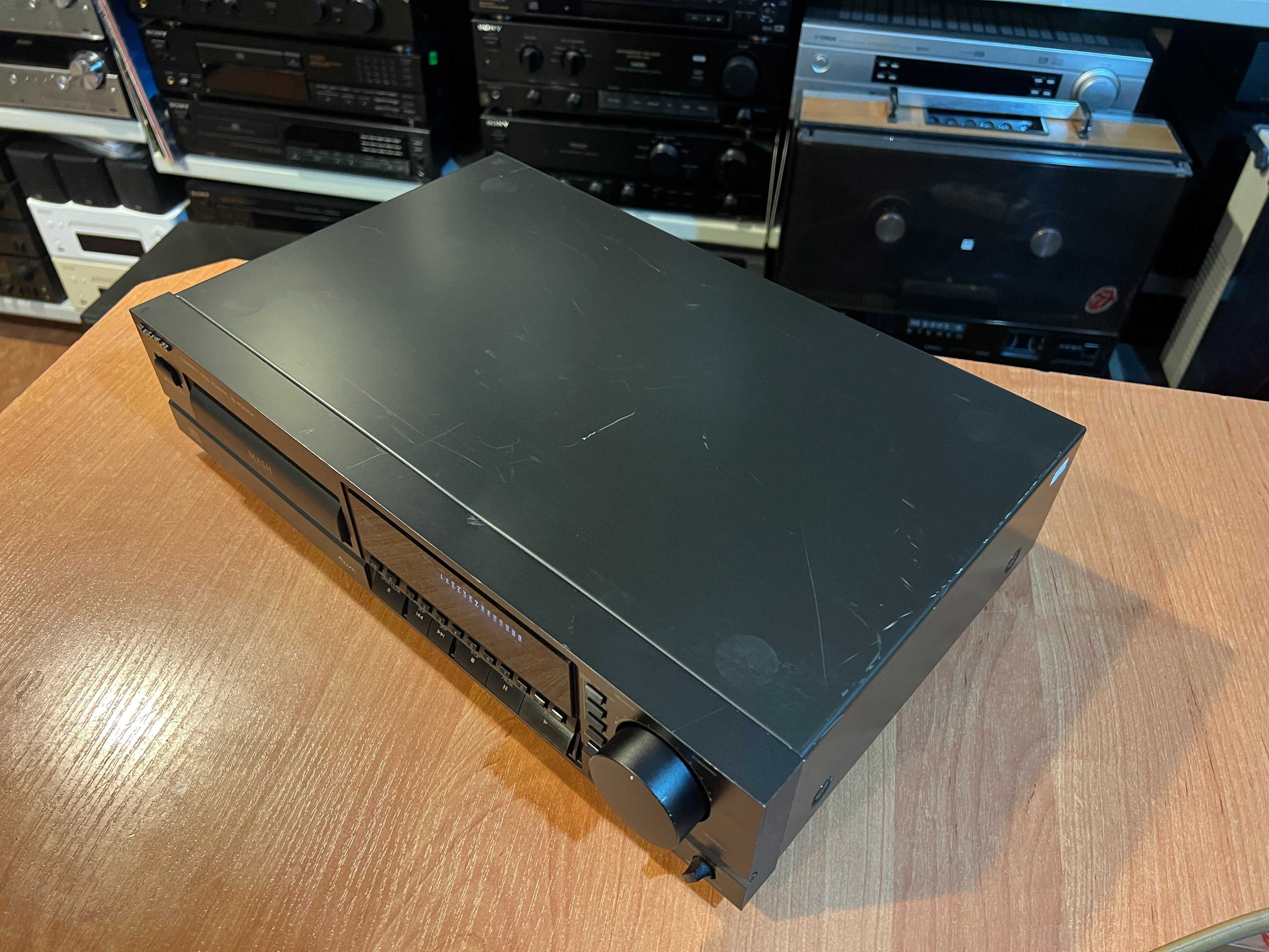 Odtwarzacz płyt CD Technics SL-PG520A Audio Room