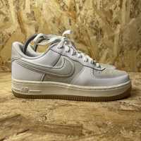 Жіночі кросівки Nike Air Force 1 07 White/Olive FQ8201-100