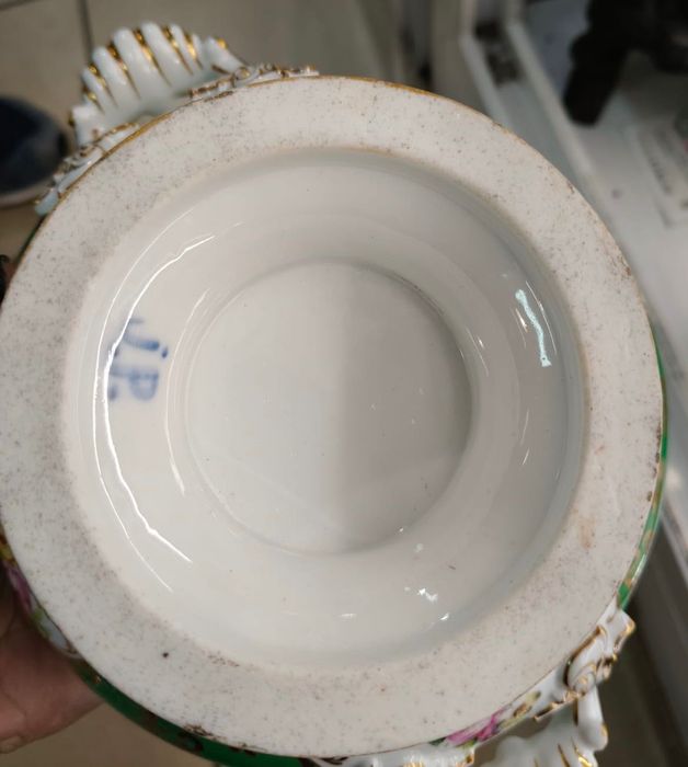 Порцелянова супниця ) на тарілці від Jacob Petit