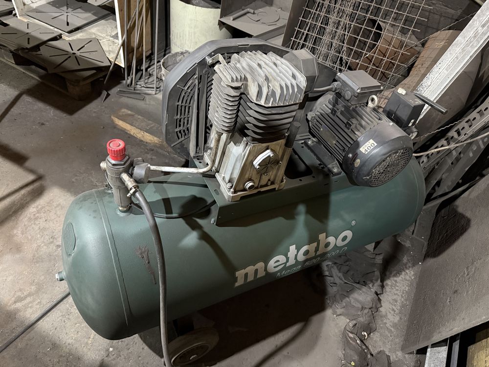 Компрессор Metabo Mega 520-200 D