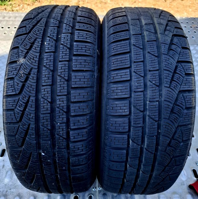 225/55R17 Opony zimowe * Pirelli * 7.5 mm bieżnika ** 010K