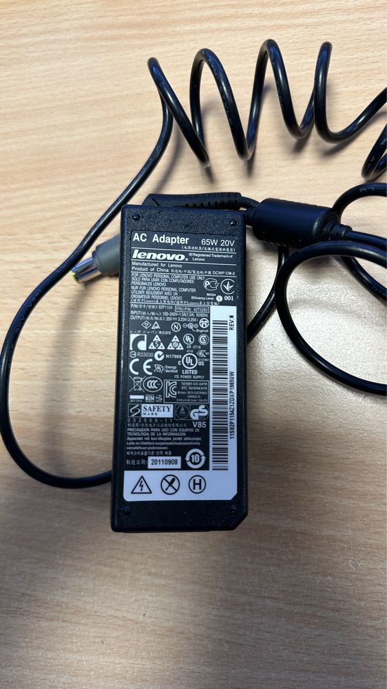 Zosilacz Lenovo 65W 20V (okragle wejscie)