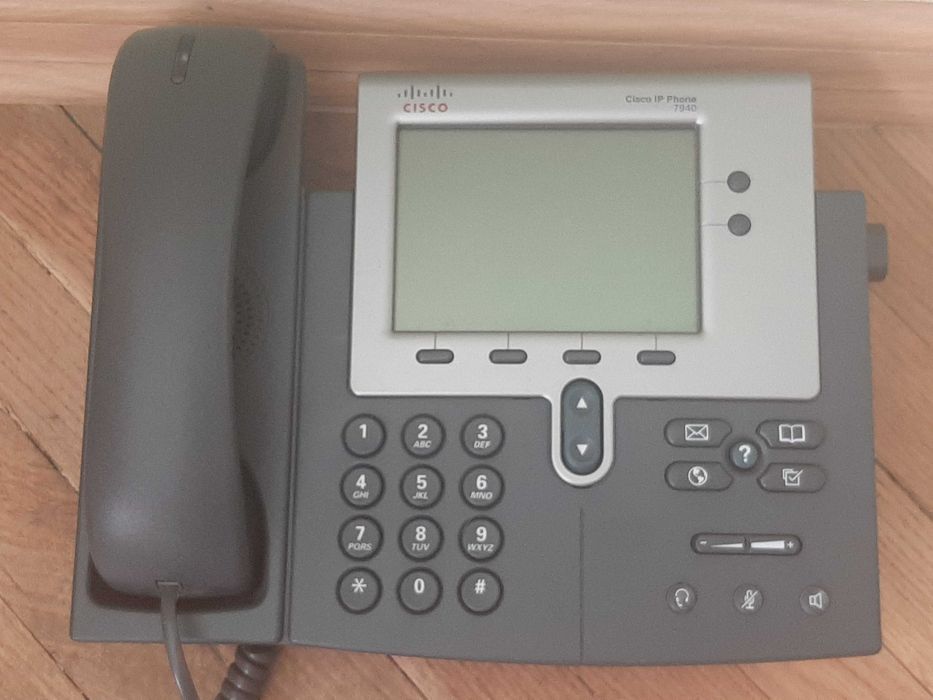 Телефон  офисный IP  Cisco 7940 с экраном