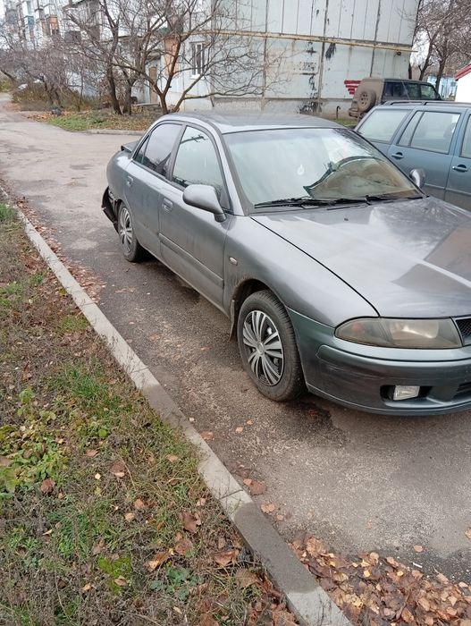 Митсубиси Каризма