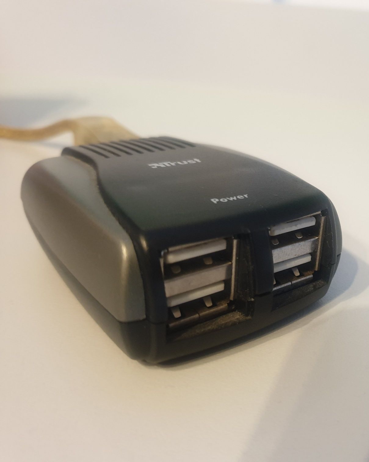 Trust port USB 4x