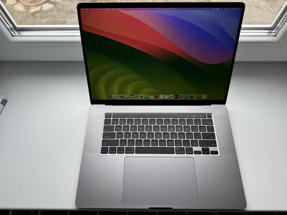 Apple MacBook Pro 16 i7/2.6/16gb/512gb 88%