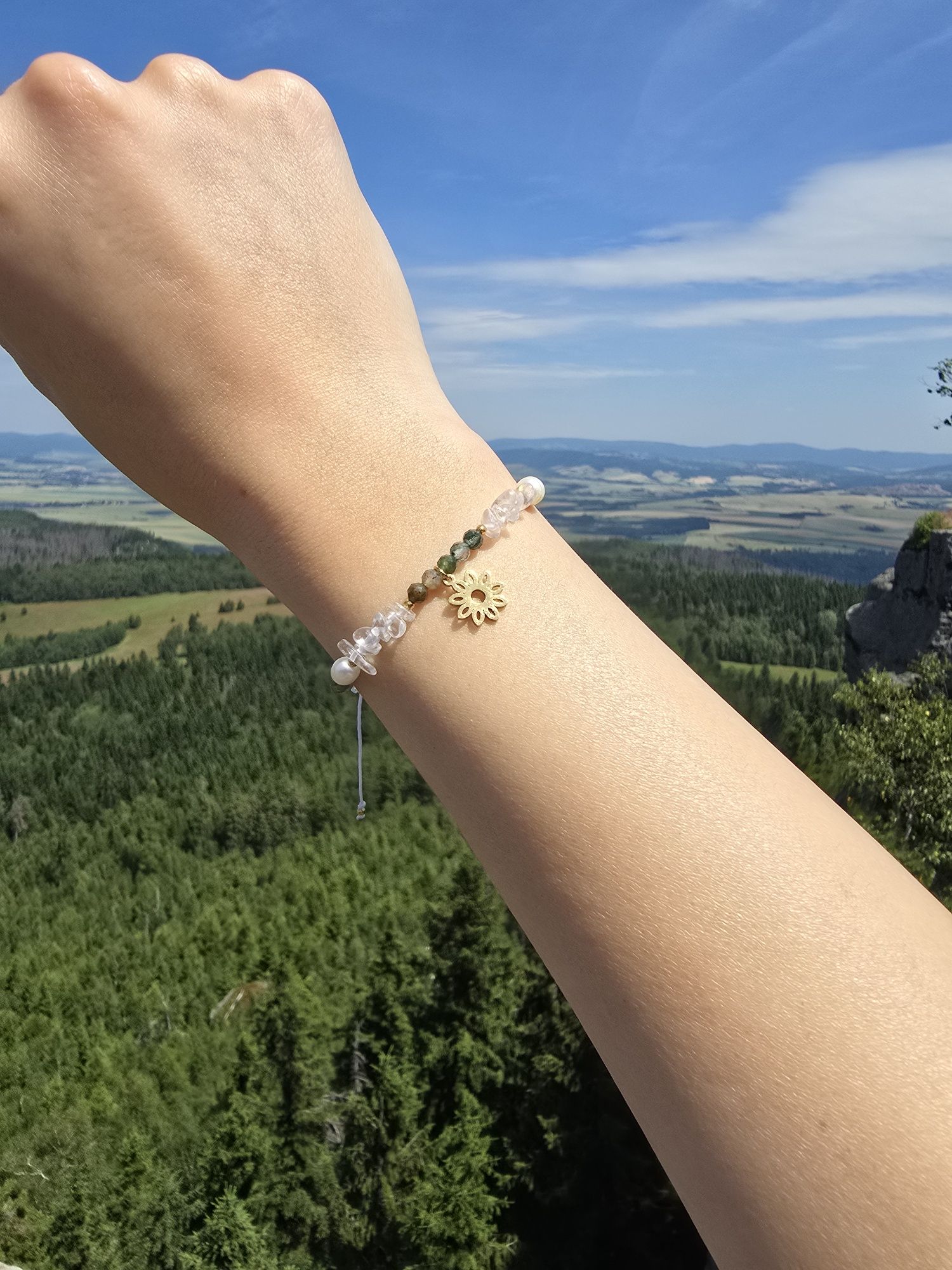 Bransoletka handmade - kamienie, zawieszka słoneczko