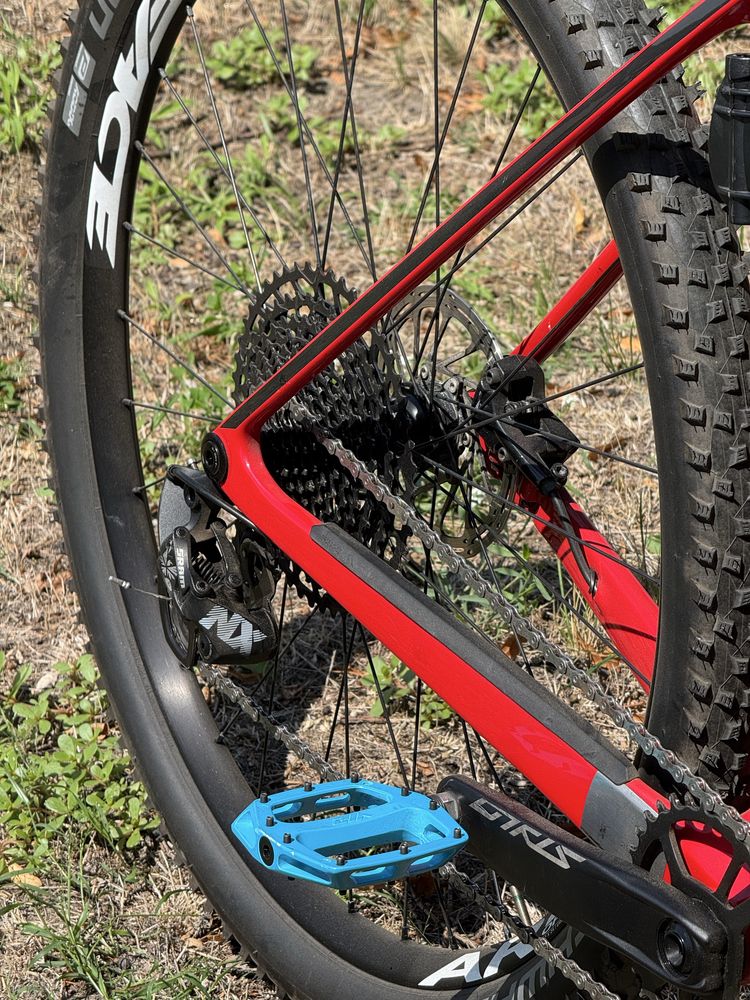 Велосипед гірський Canyon Exceed CF 5/ CARBON/29/SRAM