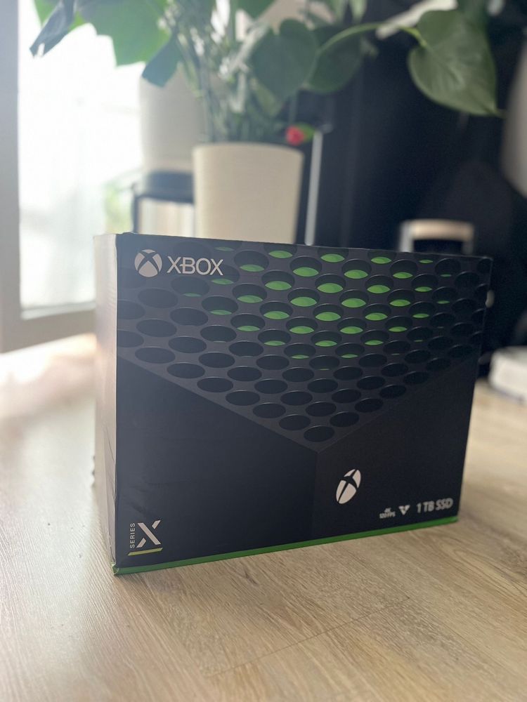 Xbox Series X 1TB stan idealny + torba