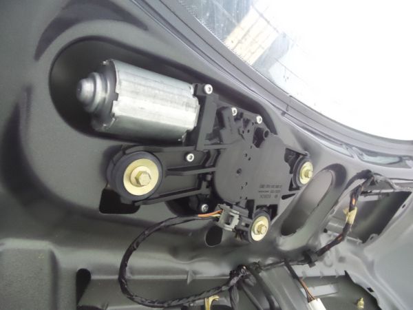 Motor limpa vidros trás FORD Mondeo III (B5Y)