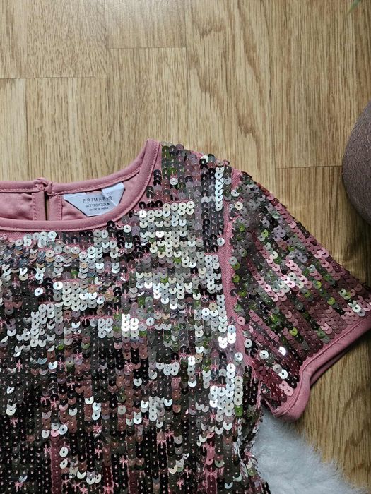 Дитяча святкова сукня на дівчину 6-7років паєтки блискуча зріст 122см