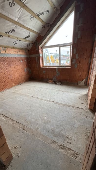 Готовый дом в закрытом коттеджном городке, Ирпень. Газовое отопление.