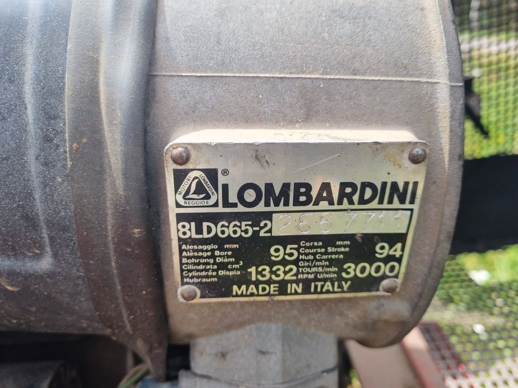 Mini ładowarka schaffer 330