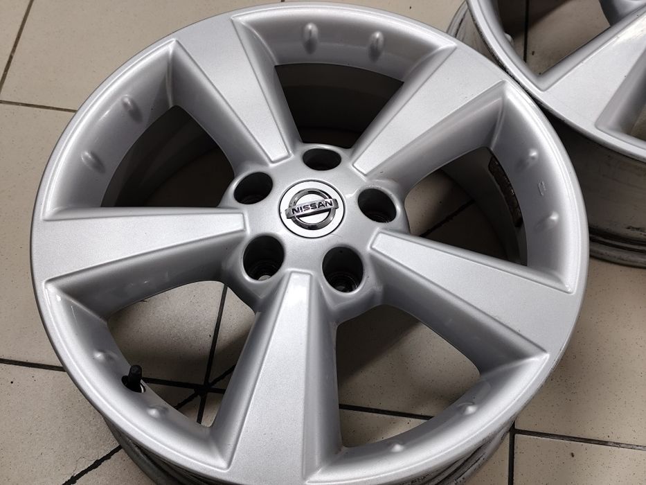 Диски R-17 5*114,3, 6,5j, et40, цо67,1 "Nissan"