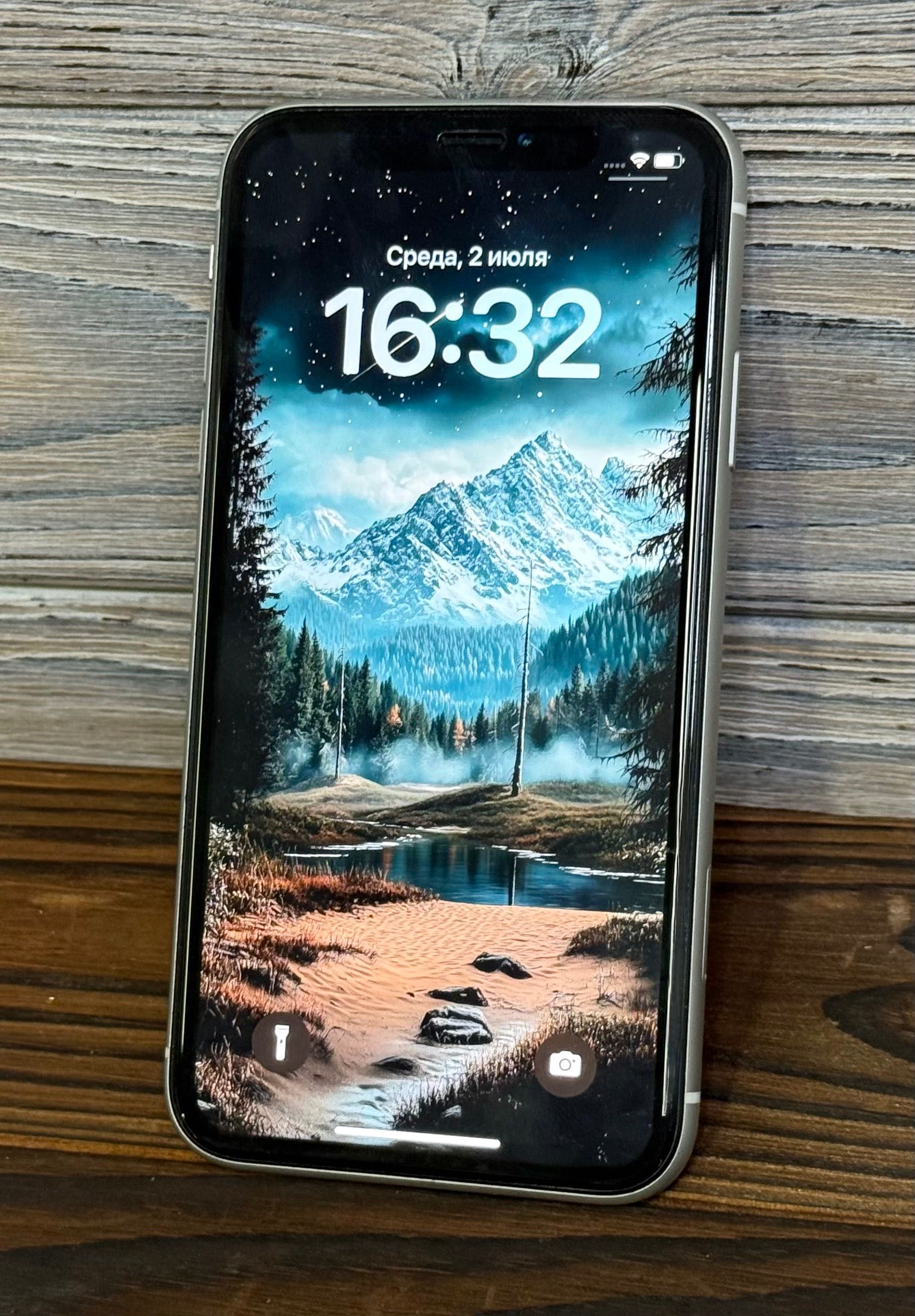 iPhone XR 64Gb White идеальный, гарантия - 150$ EMOJIE STORE