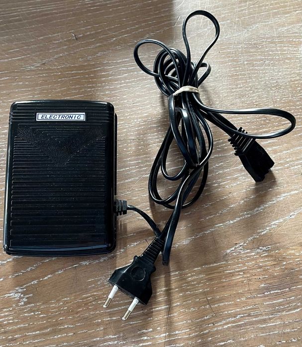 Máquina de Costura - Olimatic