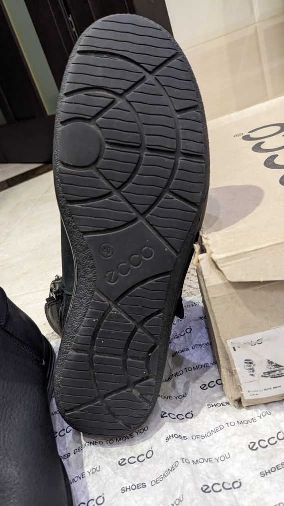 Чоловіче взуття ECCO Розмір 40-41.