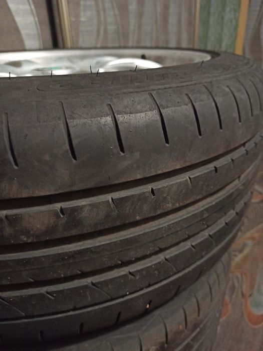 Продам диски r17 с резиной.