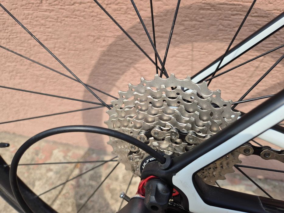 Rower szosowy full carbon, koła carbon Cube Attain, endurance