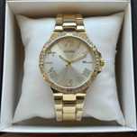 Жіночий годинник на браслеті Guess золотого кольору