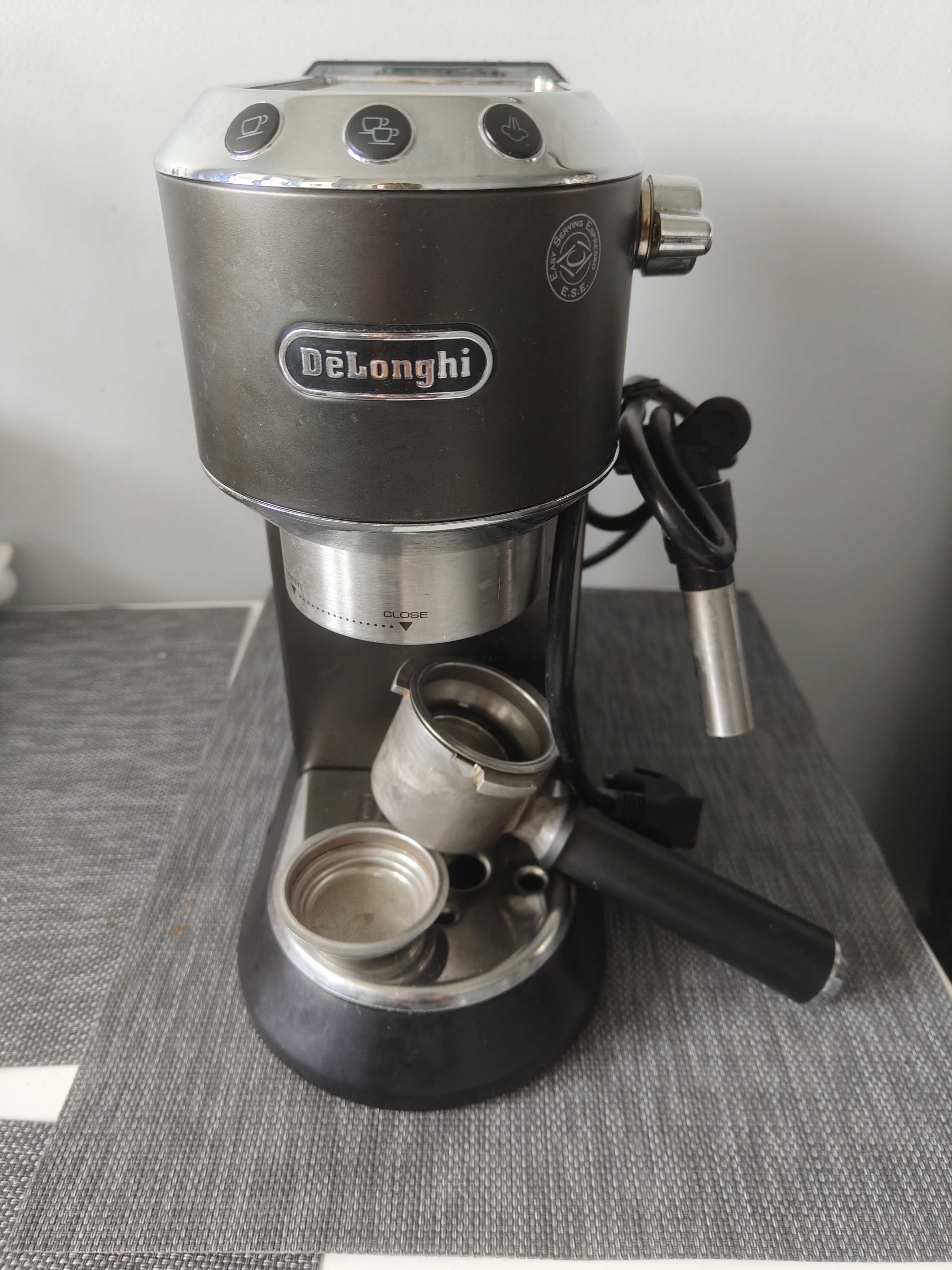 Ekspres DeLonghi