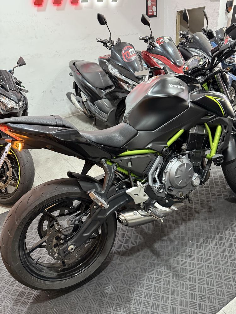 Kawasaki semi nova