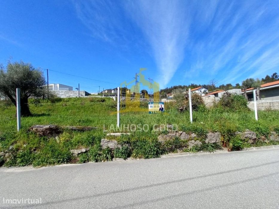 Terreno para Construção - Fontarcada, Póvoa de Lanhoso