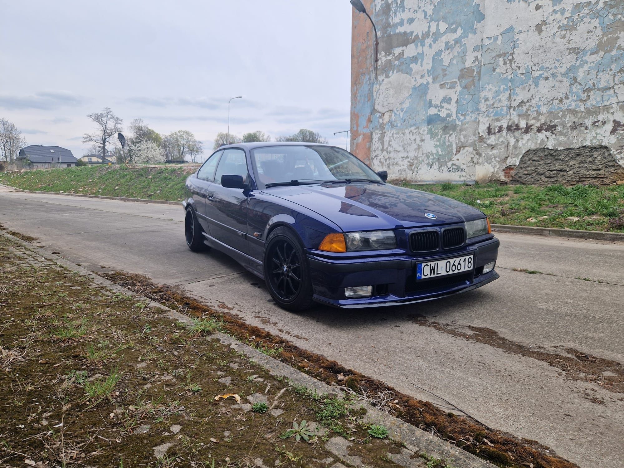 Sprzedam BMW E36 2.8i