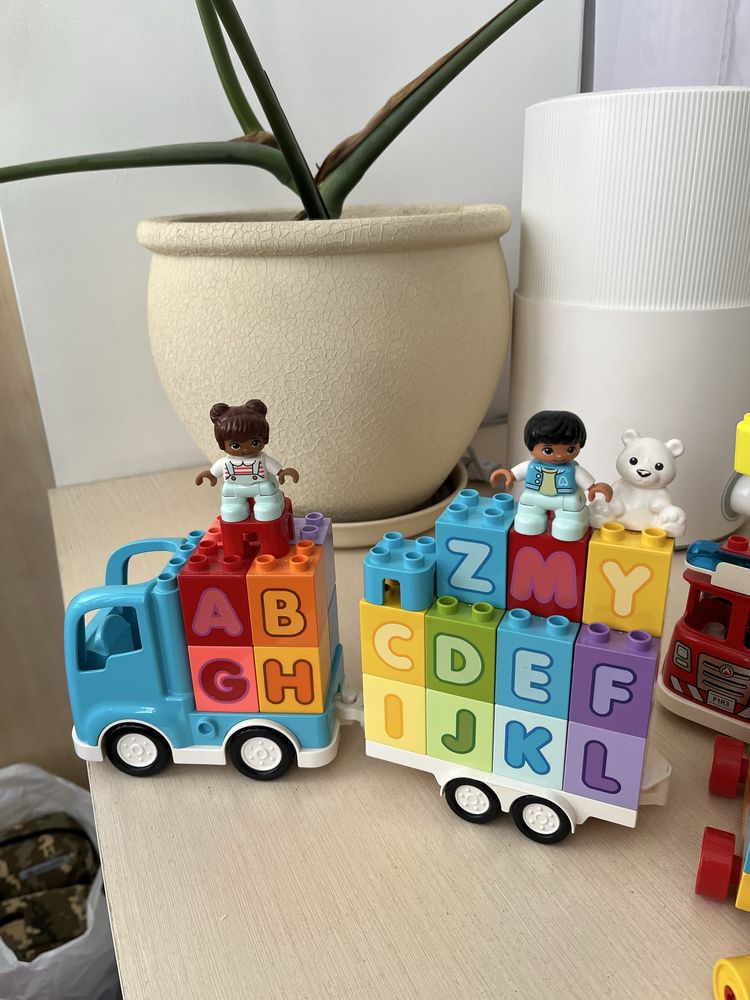 Lego duplo та деяке лего у подарунок
