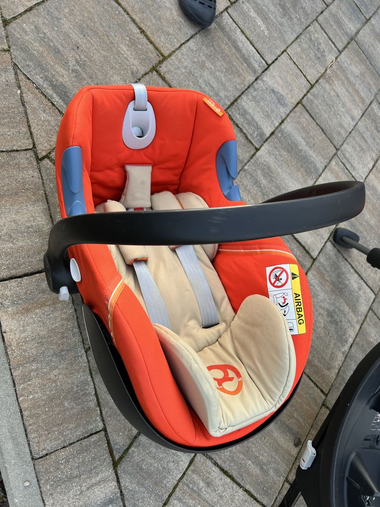 Zestaw fotelik Cybex Gold Aton oraz Sirona