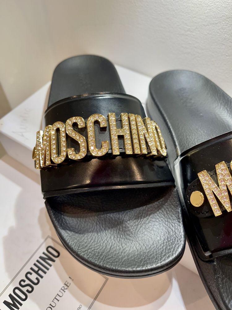 Шльопанці шлёпанцы шлёпки вьетнамки Moschino