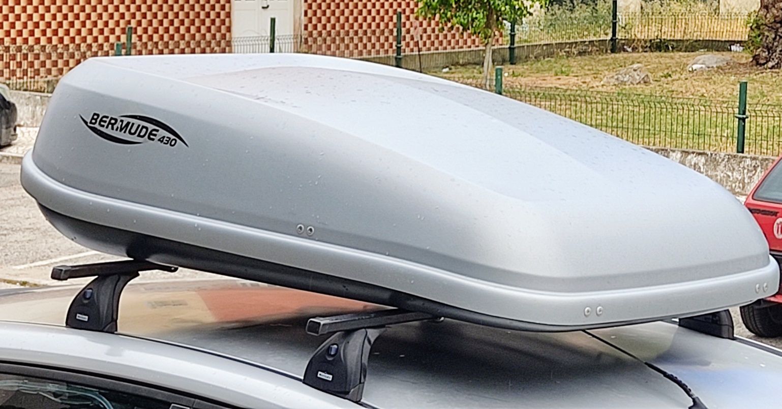 Alugo Suportes de bicicleta e barras de tejadilho