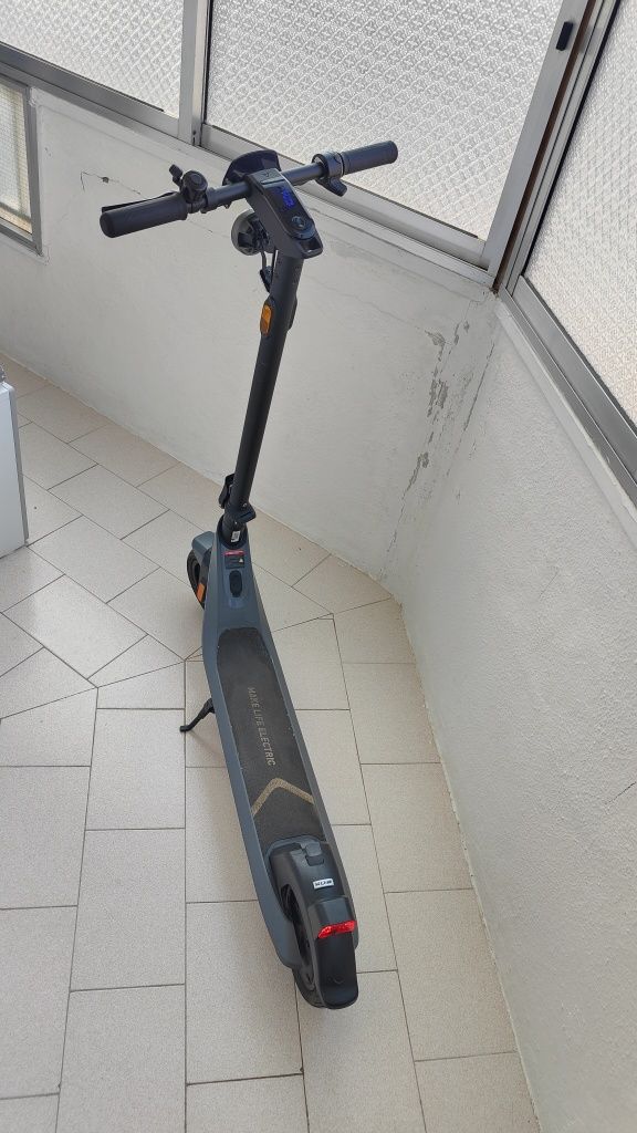 Trotinete NIU KQi2 Pro Kick Scooter dobrável