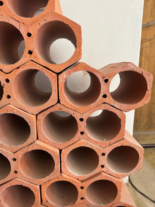 Vendo garrafeira de cerâmica