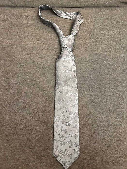 Krawat męski szeroki Guarini szary srebrny motyw róż
