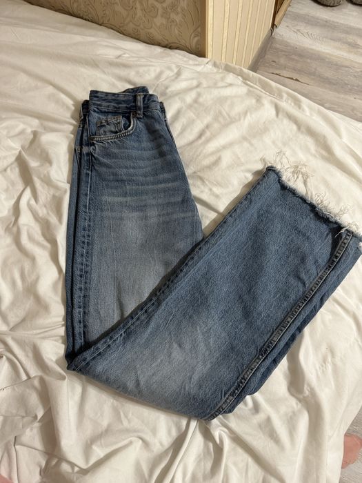 Джинси zara на високій посадці, 34 розмір