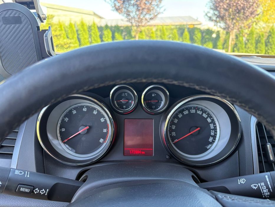 Opel Astra Opel Astra 2015 GAZ