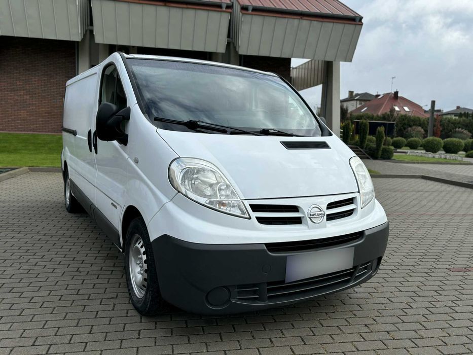 Renault Trafic 2.5 DCi Lift LONG Klima 2x Drzwi Przesuwne Hak (vivaro)
