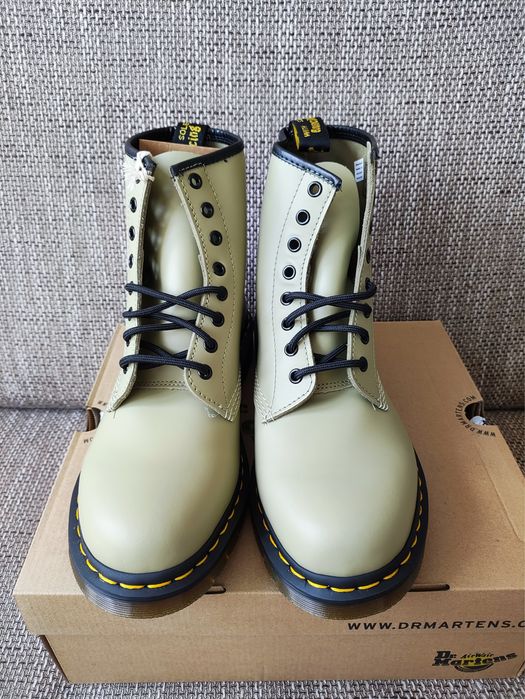 Dr. Martens 1460 oliwkowy  skórzane trzewiki glany 43 rozmiar khaki