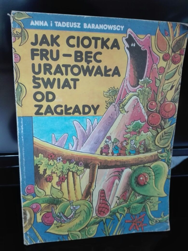 Komiks ,,Jak ciotka Fru Bęc uratowała świat od zagłady"  Baranowscy