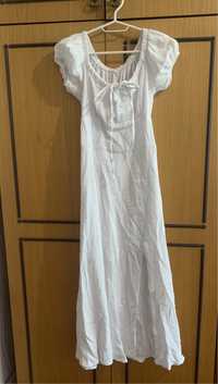 Сукня з мусліну біла