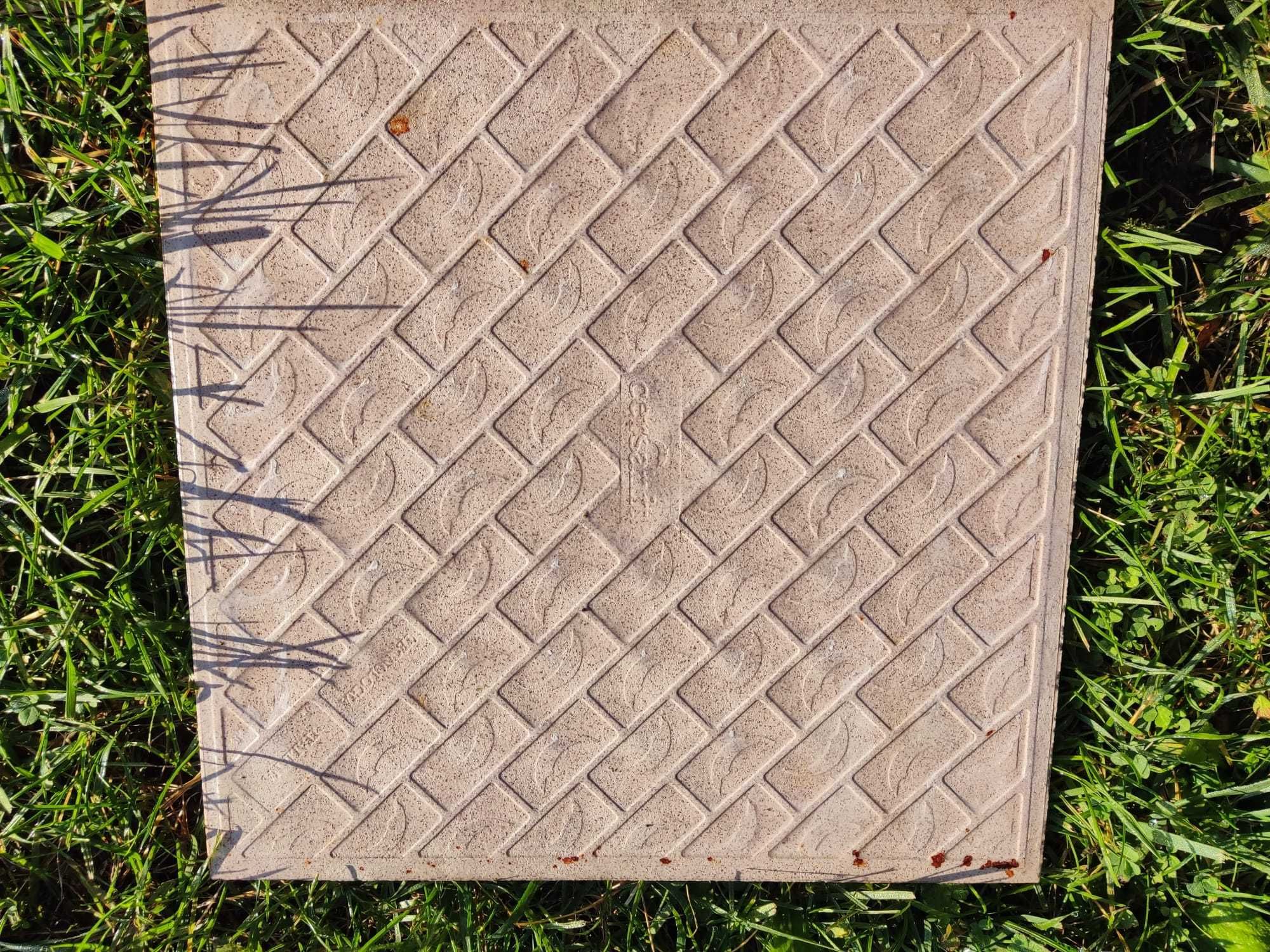 30m2  -Gres techniczny MONT BLANC beige mat 30x30 marki CERSANIT