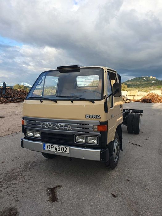 toyota dyna 250 ligeira direção assistida hidraulica