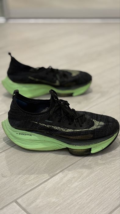 Кросівка для бігу Nike Air ZoomX