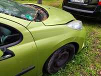 Błotnik przedni prawy Peugeot 207 kolor Karc
