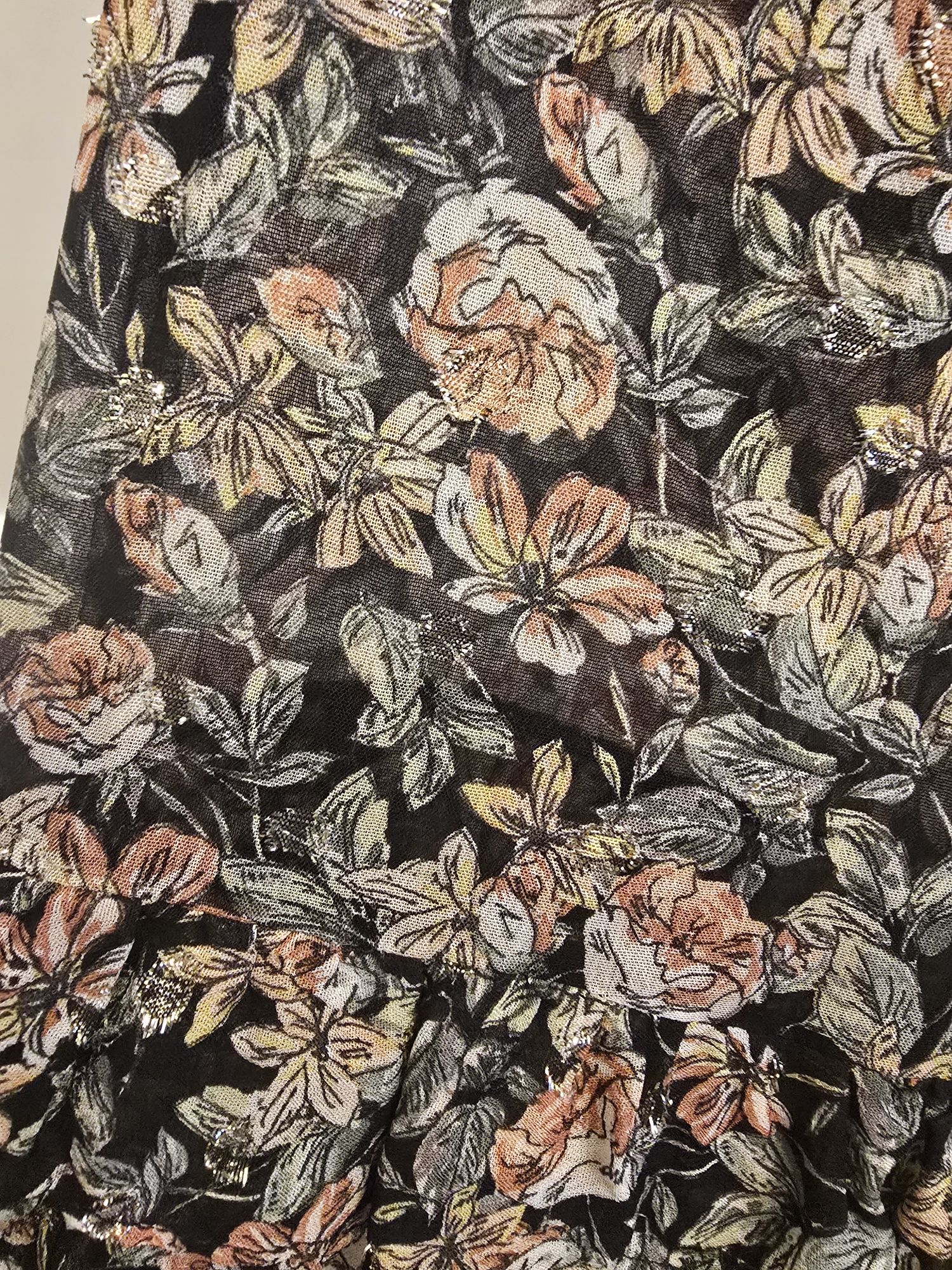 Spódnica w kwiatowy print Zara