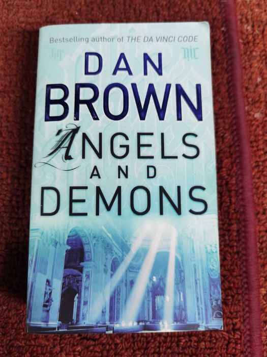 Dan Brown Angels and Demons powieść thlirer anioły i demony
